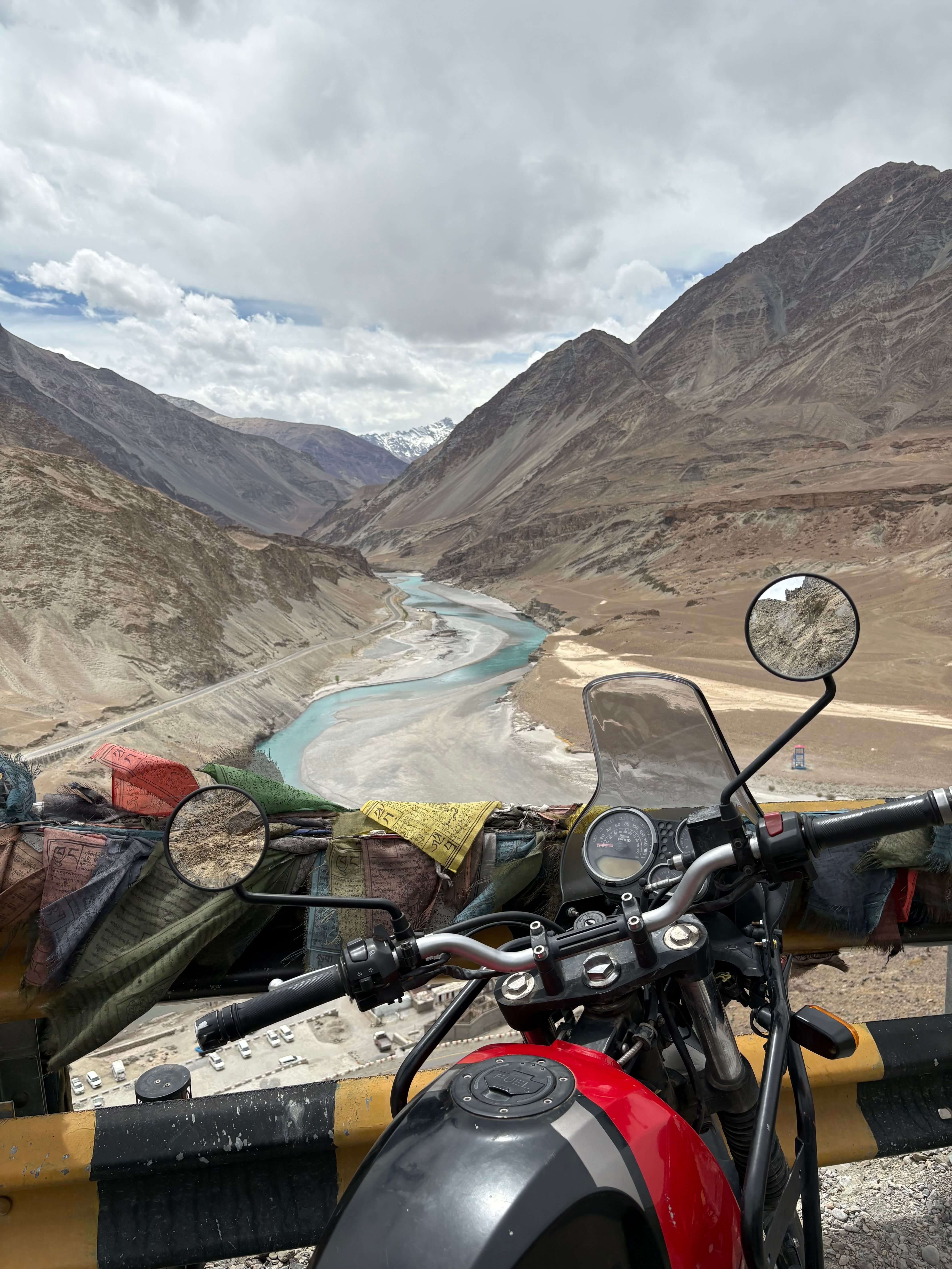 Ladakh High Mountain Route destination photo 2